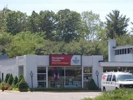Hunter Douglas Dealer Image